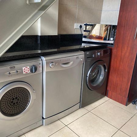 Luxury Nautica Suite 003 มอสเซิลเบย์ ภายนอก รูปภาพ